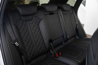 Audi SQ5 Audi SQ5 3.0 TFSI SQ5 quattro RS|Luchtvering|Pano|B&O|Trekhaak|Carbon|Full option|Dealer onderhouden - afbeelding nr 35