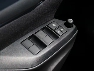 Toyota Yaris Toyota Yaris 1.5 Hybrid 115 Dynamic I Apple/Android Navi I ACC I Keyless - afbeelding nr 16
