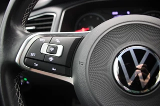 Volkswagen T-Roc Volkswagen T-Roc Cabrio 1.5 TSI R-Line Automaat - Carplay, Cruise, Stoelverw. - afbeelding nr 12