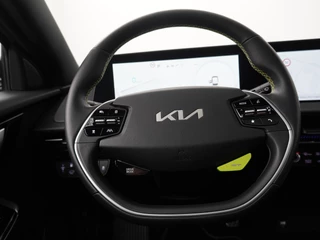 Kia EV6 - Sportstoelen - Panoramadak - 21 inch LM velgen - Navigatie - 360 graden camera - Fabrieksgarantie tot 11-2029 - afbeelding nr 23
