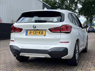 BMW X1 BMW X1 sDrive18i High Executive | M-Sport Pakket - afbeelding nr 9