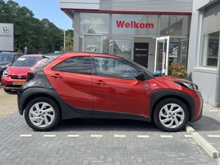 Toyota Aygo Navigatie, Voorstoelen verwarmd, camera , All-in Rijklaarprijs - afbeelding nr 31