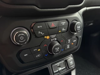 Jeep Renegade Jeep Renegade 1.0T Limited // Stoel en stuurverwarming // carplay // - afbeelding nr 6