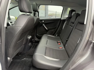 Peugeot 2008 Peugeot 2008 1.2 PureTech Allure 2e Eigenaar,Navi,Pano,Clima,Cruise,PDC,Automaat,N.A.P,APK tot 01-2026 - afbeelding nr 8