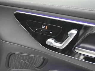 Mercedes-Benz GLC Mercedes-Benz GLC 300e AMG // Trekhaak // Distronic // Panoramadak // Memory // 360 Camera // Keyless // 20 inch - afbeelding nr 46