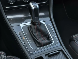 Volkswagen Golf Volkswagen Golf 2.0 TSI GTI Performance |Pano |Akra |CarPlay - afbeelding nr 29