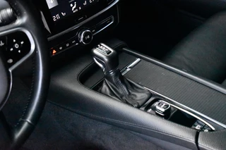 Volvo V90 Volvo V90 2.0 D4 Momentum | 21'' R-Design Velgen | Trekhaak wegklapbaar | ACC | Lederen Bekleding | - afbeelding nr 16