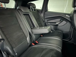 Ford Kuga Ford Kuga 1.5 EcoBoost ST Line Winterpakket Navi Cruise Trekh. - afbeelding nr 23