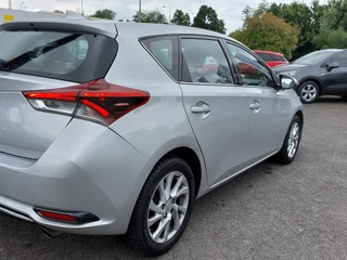 Toyota Auris Toyota Auris 1.2T 116pk Aspiration 5-Deurs | Origineel NL | 1300kg Trekgewicht | Navi | Clima | Cruise | Achteruitrijcamera | Rijstrook+Licht+Regensensor | Mistlampen | 16''lm | Trekhaak - afbeelding nr 39
