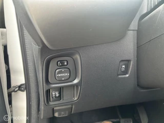 Toyota Aygo Toyota Aygo 1.0 VVT-i x-play Automaat Automaat Camera apple carplay - afbeelding nr 13