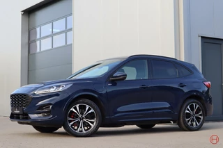 Ford Kuga Ford Kuga 2.5 PHEV ST-Line / Trekhaak / Camera / Stoel+stuur+ruit verwarmd / 1e eigenaar - afbeelding nr 10