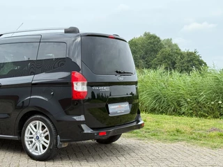 Ford Tourneo Courier Ford Tourneo Courier 1.0 Titanium - Panther Black - Navigatie/LMV/Clima - afbeelding nr 10