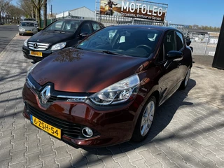 Renault Clio - 490502426-0