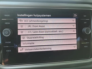 Volkswagen T-Roc Volkswagen T-Roc 1.5 TSI 150 Pk Style Business Dsg-7 Autom. NL auto !! - afbeelding nr 8
