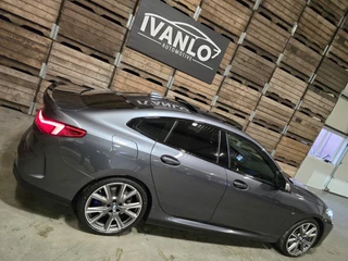 BMW 2 Serie BMW 2-serie Gran Coupé M235i xDrive High Executive Edition Pano Leder HUD 19