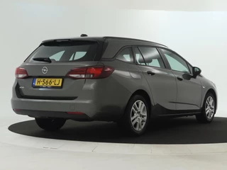 Opel Astra Opel Astra Sports Tourer 1.2 Business Edition NAVI | Camera | Clima - afbeelding nr 2