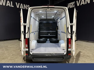 Volkswagen Crafter Android Auto, Parkeersensoren, Stoelverwarming, Bijrijdersbank - afbeelding nr 3