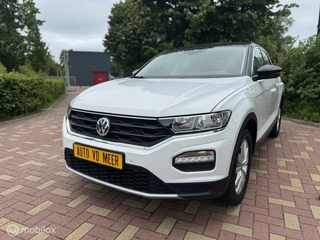 Volkswagen T-Roc Volkswagen T-Roc 1.5 TSI Style / Navigatie / Etc.. - afbeelding nr 9