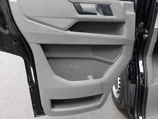 Volkswagen Crafter Volkswagen Crafter L3H2 L2H1 Highline 2x Schuifdeur Navigatie Cruisecontrol Airco Parkeersensoren Euro6 - afbeelding nr 11