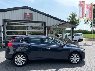 Volvo V40 Volvo V40 1.6 T4 Momentum Trekhaak, Navi, Cruise control - afbeelding nr 2
