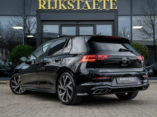 Volkswagen Golf Volkswagen Golf 1.5 eTSI R-Line|PANO|HEAD-UP|ACC|NAV|CAMERA - afbeelding nr 6