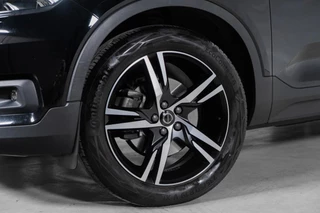 Volvo XC40 Volvo XC40 2.0 T5 AWD R-Design | 247PK | PANO | H&K | Leder | Memory - afbeelding nr 10