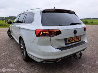 Volkswagen Passat Volkswagen Passat Variant 1.4 TSI PHEV GTE|Pano|Trekhaak|Leder - afbeelding nr 3