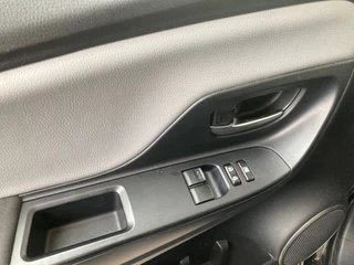 Toyota Yaris Toyota Yaris 1.33 VVT-i Aspiration Airco Navigatie 119.273 km - afbeelding nr 8