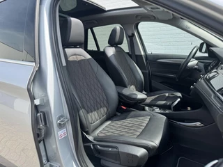 BMW X1 BMW X1 SDrive18i High Executive Trekhaak Navigatie Led verlichting Clima Cruise Panorama - afbeelding nr 21