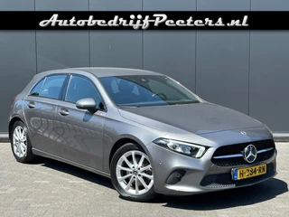 Mercedes-Benz A-Klasse Mercedes-Benz A-Klasse A 180 Aut7 LED Navi Widescreen Sportstoelen Cruise Trekhaak - afbeelding nr 1