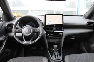 Toyota Yaris Cross Toyota Yaris Cross 1.5 HYBRID 115 FIRST Teamplayer / Winterpack - afbeelding nr 4
