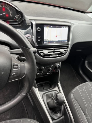 Peugeot 2008 Peugeot 2008 1.2 PureTech Blue Lion - afbeelding nr 43