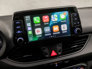 Hyundai i30 (APPLE CARPLAY, NAVIGATIE, CAMERA, CLIMATE, TREKHAAK, SPORTSTOELEN, CRUISE, LM VELGEN, NIEUWSTAAT) - afbeelding nr 8