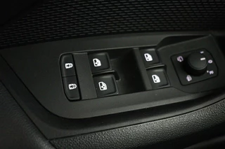 Škoda Octavia Skoda Octavia 1.4 TSI iV PHEV Style | Head-Up | Massage |  Stoel & achterbankverwarming | Camera | Carplay | Adaptive cruise | Full LED | Navigatie - afbeelding nr 31
