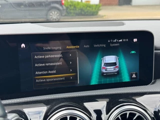 Mercedes-Benz A-Klasse Mercedes-Benz A-klasse A250 AUT AMG LED Pano Widescreen Navi - afbeelding nr 33