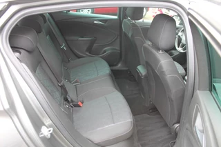 Opel Astra Opel Astra 1.4 T. 120 JAAR EDITION 150 pk Automaat 1e eigenaar en NL-auto - afbeelding nr 17