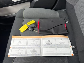Citroën C3 Citroën C3 82PK Feel | Navi | Climate | Sens achter - afbeelding nr 31