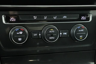 Volkswagen Golf Volkswagen Golf 1.0 TSI Comfortline | Carplay | Navigatie |  Adaptive cruise | Climate control | PDC | Bluetooth | Comfortstoelen | LED - afbeelding nr 16