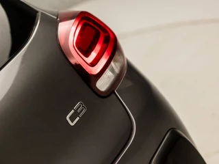 Citroën C3 Citroën C3 1.2 PureTech Sport (APPLE CARPLAY, GROOT NAVI, CAMERA, LANE ASSIST, GETINT GLAS, SPORTSTOELEN, CRUISE, PARKEERSENSOREN, NIEUWSTAAT) - afbeelding nr 28