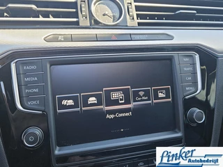 Volkswagen Passat Volkswagen Passat Variant 1.4 TSI GTE Highline PANO TREKH VIRTUAL LEDER CANTON - afbeelding nr 15