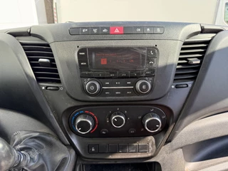 Iveco Daily Iveco Daily 35C12 2.3 Kipper Dubbellucht Trekhaak Airco Cruise Control Lucht Geveerde Stoel - afbeelding nr 15