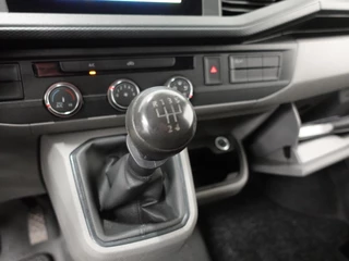 Volkswagen Transporter Volkswagen Transporter 2.0 TDI L2H1 102pk Airco Cruisecontrol Navigatie Apple Carplay parkeersensoren - afbeelding nr 20