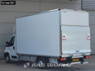 Peugeot Boxer Peugeot Boxer 165PK Bakwagen Laadklep Zijdeur Lat om lat Airco Bluetooth Radio Meubelbak Koffer Gesloten laadbak 21m3 Airco Cruise control - afbeelding nr 2
