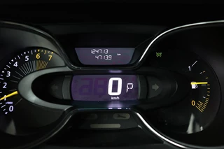 Renault Captur Renault Captur 1.2 TCe Xmod | 1e eigenaar | Automaat | Leder |  Stoelverwarming | Camera | Trekhaak | Navigatie | Keyless | Climate control - afbeelding nr 25