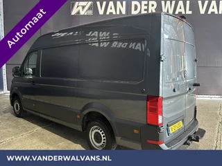 Volkswagen Crafter Volkswagen Crafter 2.0 TDI 141pk Automaat L3H3 L2H2 Euro6 Airco | Camera | Navigatie | 3000kg Trekhaak | Cruisecontrol Chauffeursstoel, Parkeersensoren, Stoelverwarming, Bijrijdersbank - afbeelding nr 2