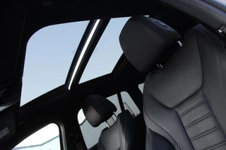 BMW 3 Serie BMW 3-serie Touring 320i M-Sport/Pano/Camera/NL auto/184pk - afbeelding nr 8