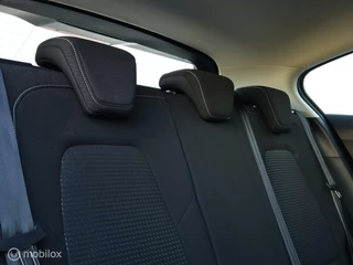 Ford Focus FORD FOCUS 1.0 ECOBOOST TREND EDITION/LED/CARPLAY/CRUISE/LANE ASSIST/16''LMV - afbeelding nr 19