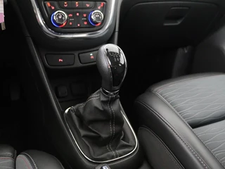 Opel Mokka Opel Mokka 1.4 Turbo Cosmo | Stoel & stuurverwarming |  Trekhaak | Xenon | Navigatie | Climate control | Parkeerhulp | Cruise control | Getint glas - afbeelding nr 8