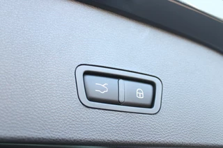 Alfa Romeo Tonale Alfa Romeo Tonale 1.5T 160PK HYbrid VELOCE | PANORAMISCH SCHUIF / KANTELDAK | LEDEREN BEKLEDING | VOORSTOELEN / STUUR VERWARMD | VOORSTOELEN GEVENTILEERD | VOORSTOELEN ELEKTRISCH VERSTELBAAR | DRAADLOOS APPLE CARPLAY / ANDROID AUTO | 360° CAMERA | AUTOMATISCH DIMMENDE BUITENSPIEGELS | 20