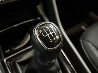 Škoda Karoq Skoda Karoq 1.0 TSI 110 pk handg. Buss. Edition | Navi | Cruise | PDC | CarPlay | Clima | DAB+ | Keyless | Org. NLD. | - afbeelding nr 47